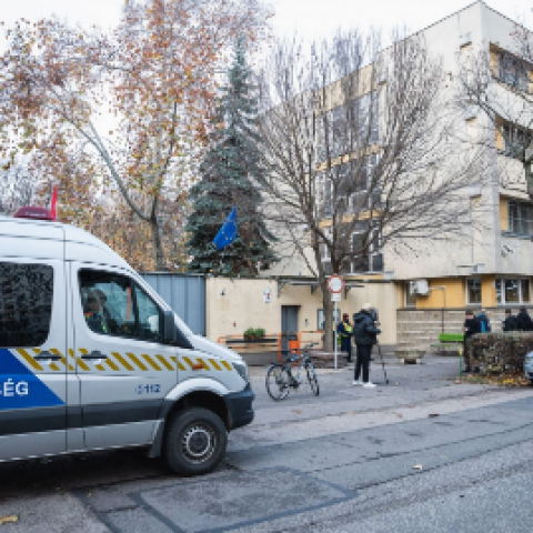 Nem tudja lerázni magáról a Fidesz a gyermekvédelmi botrányokat