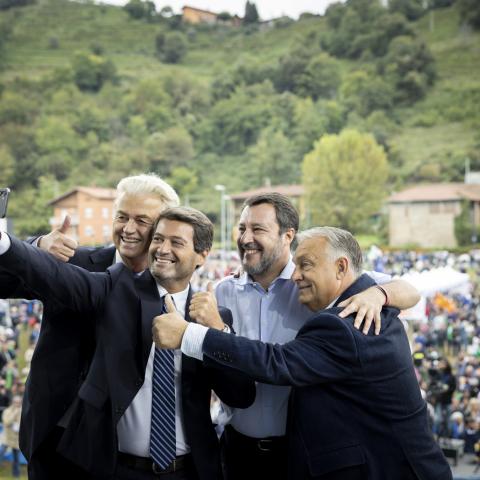 A Patrióta-frakció színpadán nem mindenki táncol úgy, ahogy Orbán fütyül