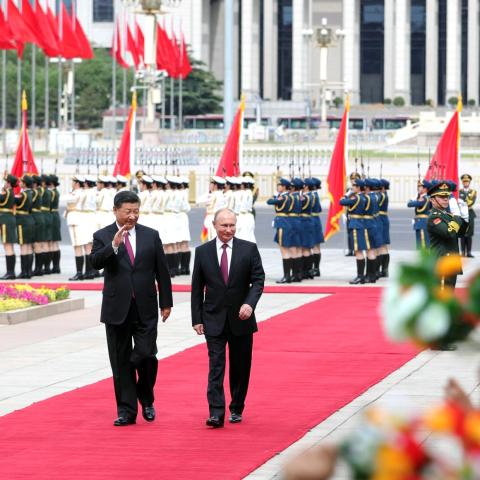 Fico’s government reopening ties with Russia leaves Slovakia vulnerable to hybrid threats, joining Orbán’s Hungary
