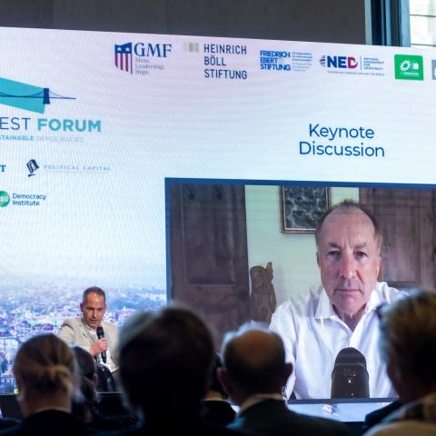 Budapest Forum 2023 - Keynote discussion with Michael Shermer