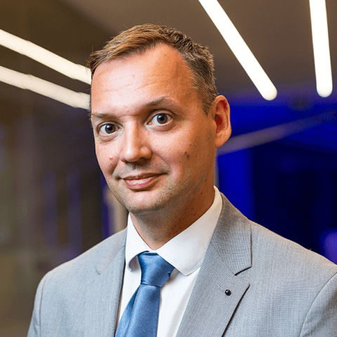 A közösségi média szabályozása nemzetbiztonsági szemszögből
