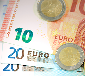 Legyen-e euró? Tartozzunk-e a mag-Európához?